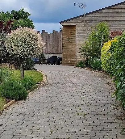 38 M2, Au Calme Reposant, Près Du Puy /fou *